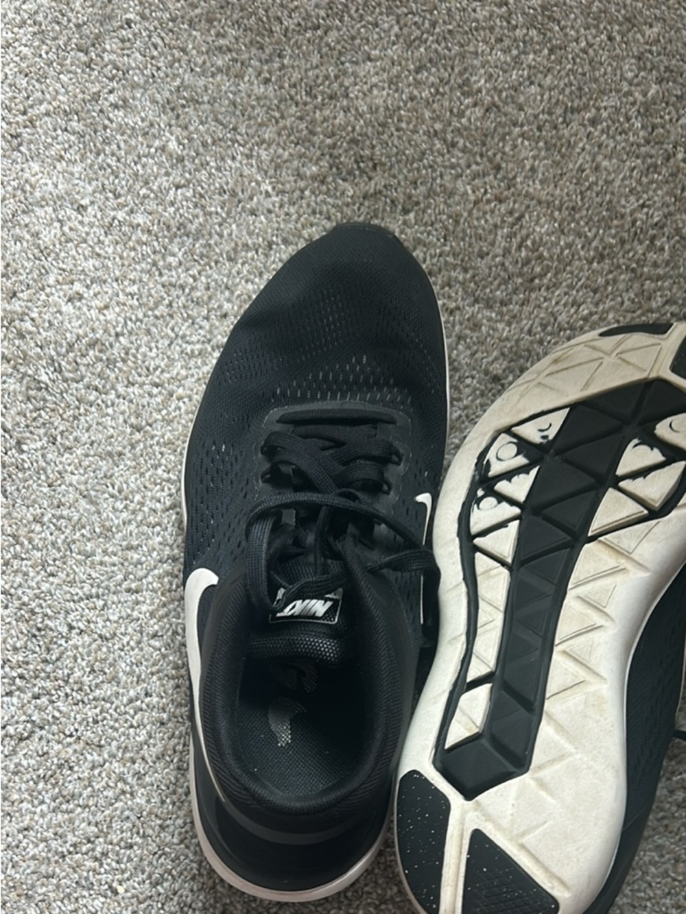 Nike Men’s Black Athletic Shoes with White Swoosh